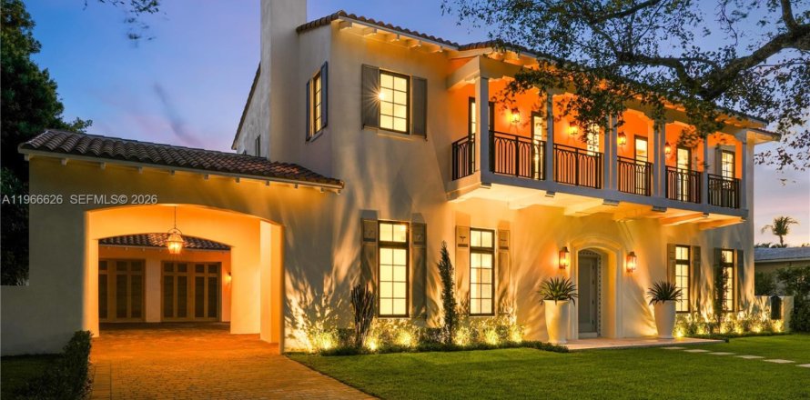 Casa en Coral Gables, Florida 6 dormitorios, 413.88 m2 № 2029410