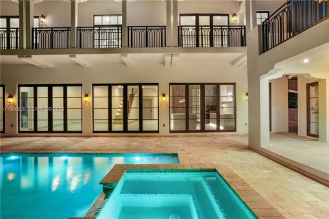 Casa en venta en Coral Gables, Florida, 6 dormitorios, 413.88 m2 № 2029410 - foto 13