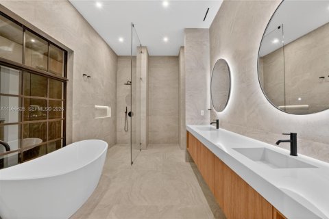 Casa en venta en Coral Gables, Florida, 6 dormitorios, 413.88 m2 № 2029410 - foto 26