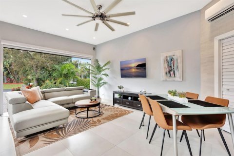Condo à Margate, Floride, 2 chambres  № 2359888