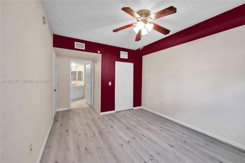 Condominio en venta en Sunny Isles Beach, Florida, 2 dormitorios, 95.13 m2 № 2033509 - foto 21