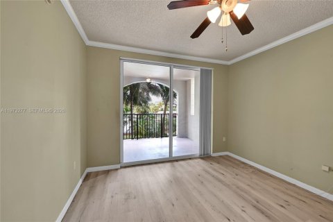 Condominio en venta en Sunny Isles Beach, Florida, 2 dormitorios, 95.13 m2 № 2033509 - foto 10