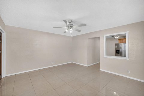 Appartement à louer à Fort Lauderdale, Floride: 1 chambre, 65.03 m2 № 2429824 - photo 7