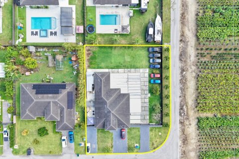 Villa ou maison à vendre à Miami, Floride: 5 chambres, 192.31 m2 № 2055748 - photo 6