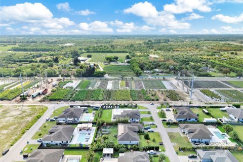 Villa ou maison à vendre à Miami, Floride: 5 chambres, 192.31 m2 № 2055748 - photo 11