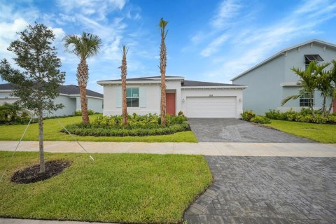 Casa en St. Lucie, Florida 4 dormitorios, 168.06 m2 № 2251392