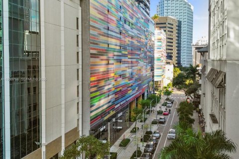 Купить кондоминиум в Майами, Флорида 3 спальни, 126.72м2, № 1992041 - фото 15