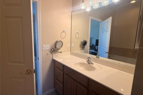 Adosado en venta en Mount Dora, Florida, 4 dormitorios, 190.64 m2 № 2127751 - foto 9