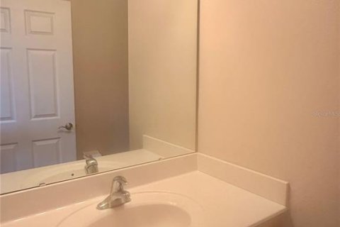 Adosado en venta en Mount Dora, Florida, 4 dormitorios, 190.64 m2 № 2127751 - foto 19