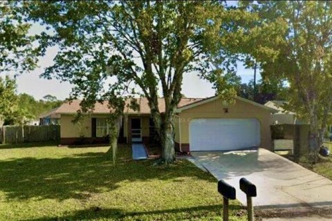 Villa ou maison à Kissimmee, Floride 3 chambres, 107.02 m2 № 2095392