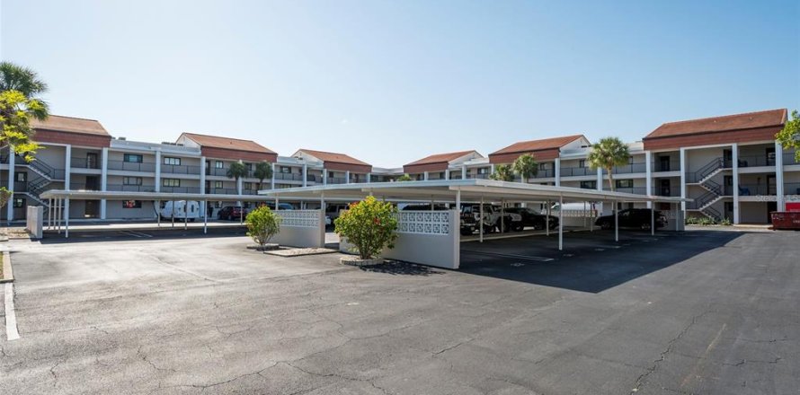 Condominio en Clearwater, Florida, 2 dormitorios  № 1719230