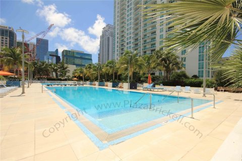Condo in Miami, Florida, 1 bedroom  № 2033229 - photo 16