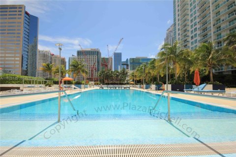 Condo in Miami, Florida, 1 bedroom  № 2033229 - photo 18