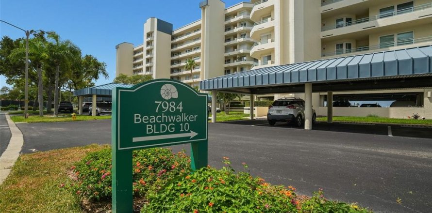 Condo in South Pasadena, Florida, 2 bedrooms  № 2158030