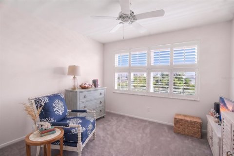 Condo in South Pasadena, Florida, 2 bedrooms  № 2158030 - photo 27
