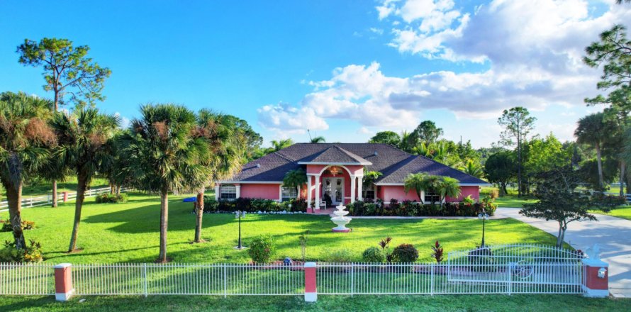 House in The Acreage, Florida 6 bedrooms, 279.82 sq.m. № 857180