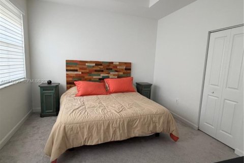 Touwnhouse à vendre à Homestead, Floride: 3 chambres, 135.64 m2 № 1999281 - photo 9