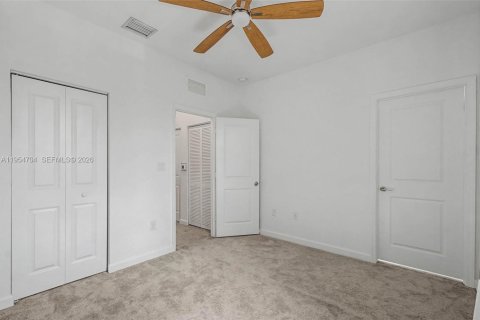 Touwnhouse à vendre à Homestead, Floride: 3 chambres, 123.37 m2 № 2018013 - photo 19