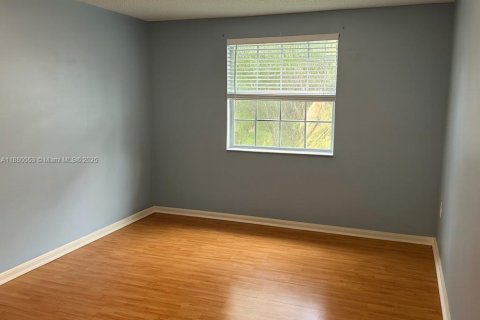 Villa ou maison à vendre à Sunrise, Floride: 4 chambres, 193.14 m2 № 1949753 - photo 16