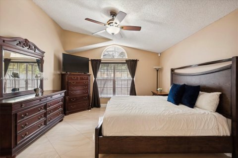 Villa ou maison à vendre à Sunrise, Floride: 4 chambres, 193.14 m2 № 1949753 - photo 10