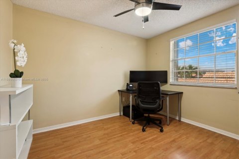 Villa ou maison à vendre à Sunrise, Floride: 4 chambres, 193.14 m2 № 1949753 - photo 15