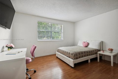 Villa ou maison à vendre à Sunrise, Floride: 4 chambres, 193.14 m2 № 1949753 - photo 17