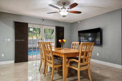 Villa ou maison à vendre à Sunrise, Floride: 4 chambres, 193.14 m2 № 1949753 - photo 7