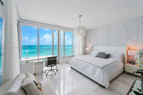 Copropriété à vendre à Miami Beach, Floride: 2 chambres, 119.84 m2 № 1998694 - photo 2