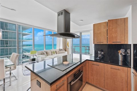 Copropriété à vendre à Miami Beach, Floride: 2 chambres, 119.84 m2 № 1998694 - photo 14