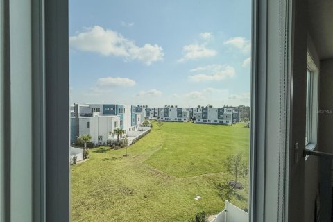 Снять в аренду кондоминиум в Фор-Корнерс, Флорида 7 комнат, 244.33м2, № 2097319 - фото 25