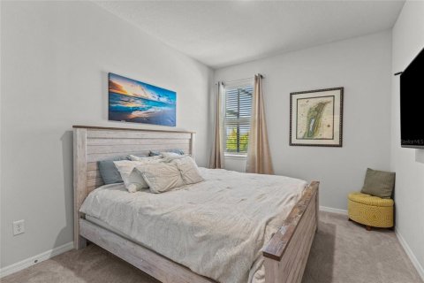 House in Bradenton, Florida 4 bedrooms, 256.04 sq.m. № 2217210 - photo 15