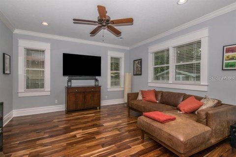Villa ou maison à vendre à Tampa, Floride: 3 chambres, 210.42 m2 № 2416867 - photo 13