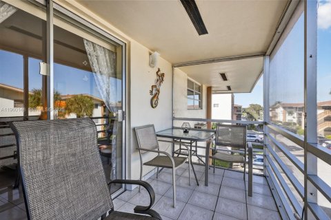 Купить кондоминиум в Майами, Флорида 1 спальня, 82.03м2, № 2025006 - фото 5