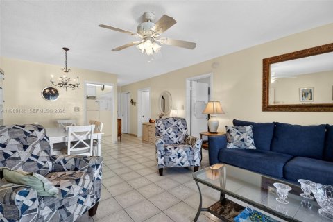 Купить кондоминиум в Майами, Флорида 1 спальня, 82.03м2, № 2025006 - фото 8