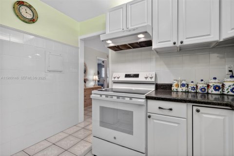 Купить кондоминиум в Майами, Флорида 1 спальня, 82.03м2, № 2025006 - фото 15