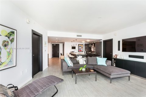 Copropriété à louer à Miami, Floride: 2 chambres, 139.35 m2 № 1821549 - photo 8