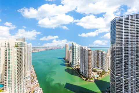 Copropriété à louer à Miami, Floride: 2 chambres, 139.35 m2 № 1821549 - photo 1