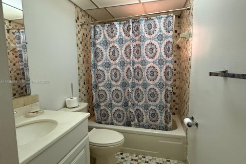 Copropriété à louer à Miami, Floride: 2 chambres, 89.65 m2 № 2042210 - photo 13
