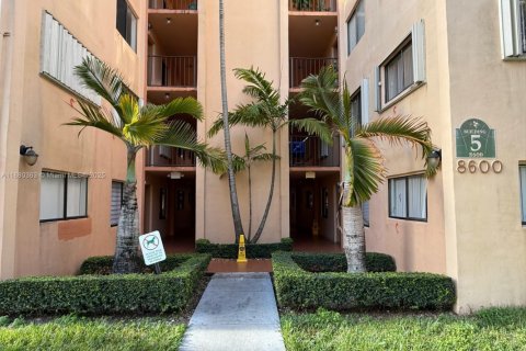 Copropriété à louer à Miami, Floride: 2 chambres, 89.65 m2 № 2042210 - photo 17