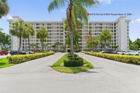 Copropriété à vendre à Pompano Beach, Floride: 1 chambre, 83.61 m2 № 1978255 - photo 1