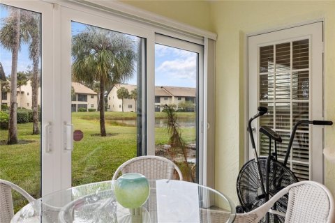 Condo in Venice, Florida, 2 bedrooms  № 1590226 - photo 17