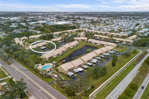 Condo in Venice, Florida, 2 bedrooms  № 1590226 - photo 3