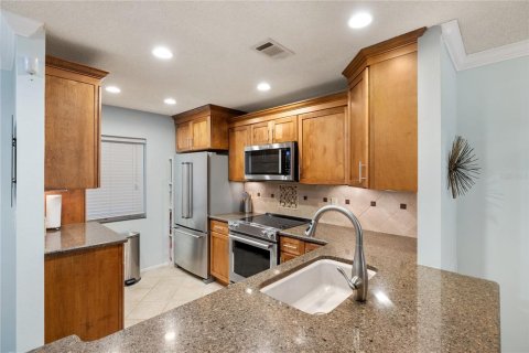 Condo in Venice, Florida, 2 bedrooms  № 1590226 - photo 6