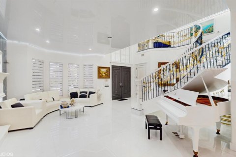Villa ou maison à vendre à Wellington, Floride: 6 chambres, 464.51 m2 № 2176994 - photo 2