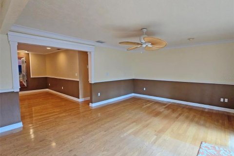 House in Sarasota, Florida 2 bedrooms, 149.02 sq.m. № 1642519 - photo 12