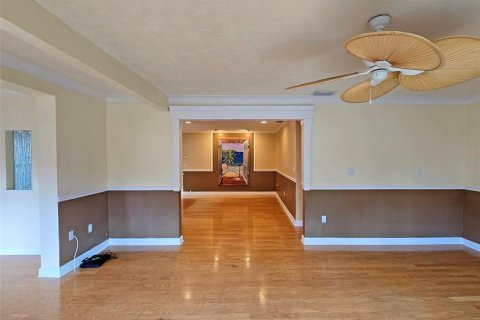 House in Sarasota, Florida 2 bedrooms, 149.02 sq.m. № 1642519 - photo 13