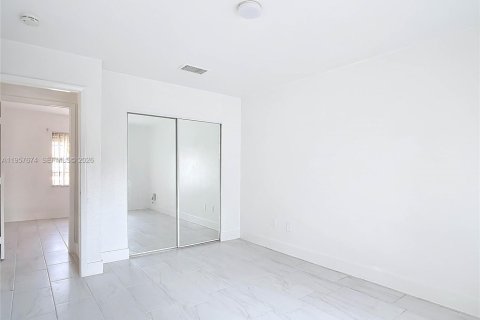 Villa ou maison à louer à North Port, Floride: 3 chambres, 124.49 m2 № 2153568 - photo 22