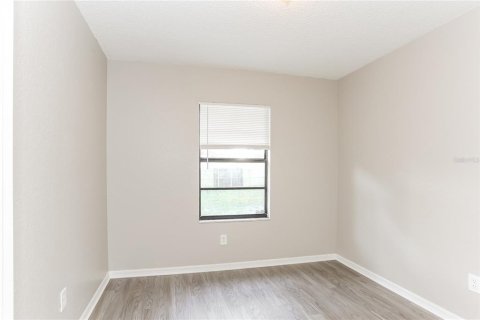 Снять в аренду виллу или дом в Сент-Питерсберг, Флорида 5 комнат, 103.86м2, № 1853858 - фото 11