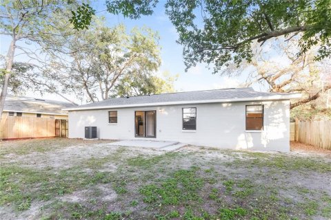 Снять в аренду виллу или дом в Сент-Питерсберг, Флорида 5 комнат, 103.86м2, № 1853858 - фото 16