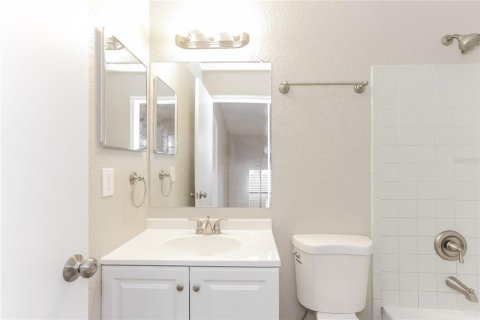 Снять в аренду виллу или дом в Сент-Питерсберг, Флорида 5 комнат, 103.86м2, № 1853858 - фото 10